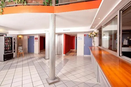 Sejours & Affaires De L'yser 2*